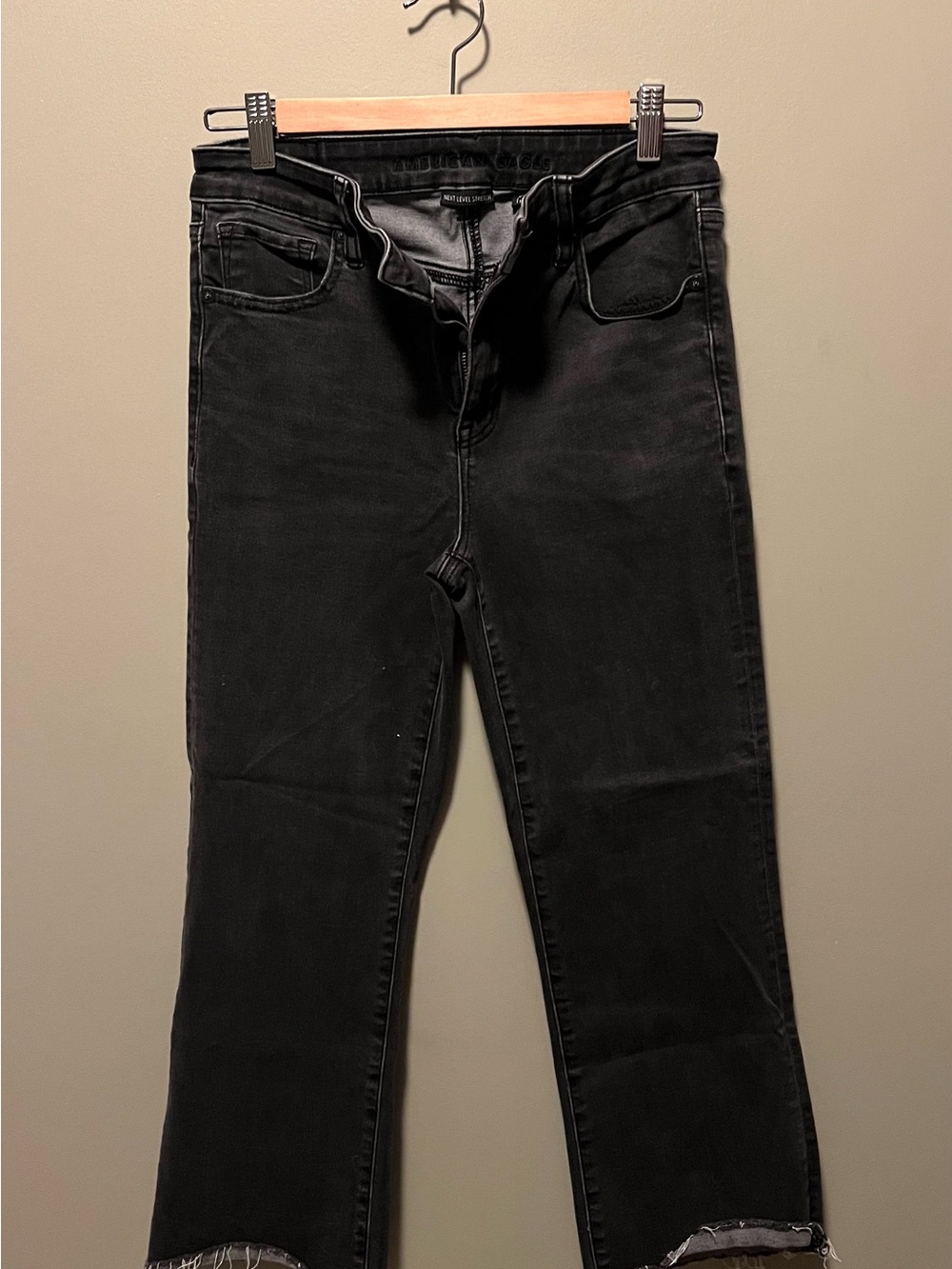 American Eagle Outfitters Black Boot-kick Cropped Jeans - Picture 1 of 6